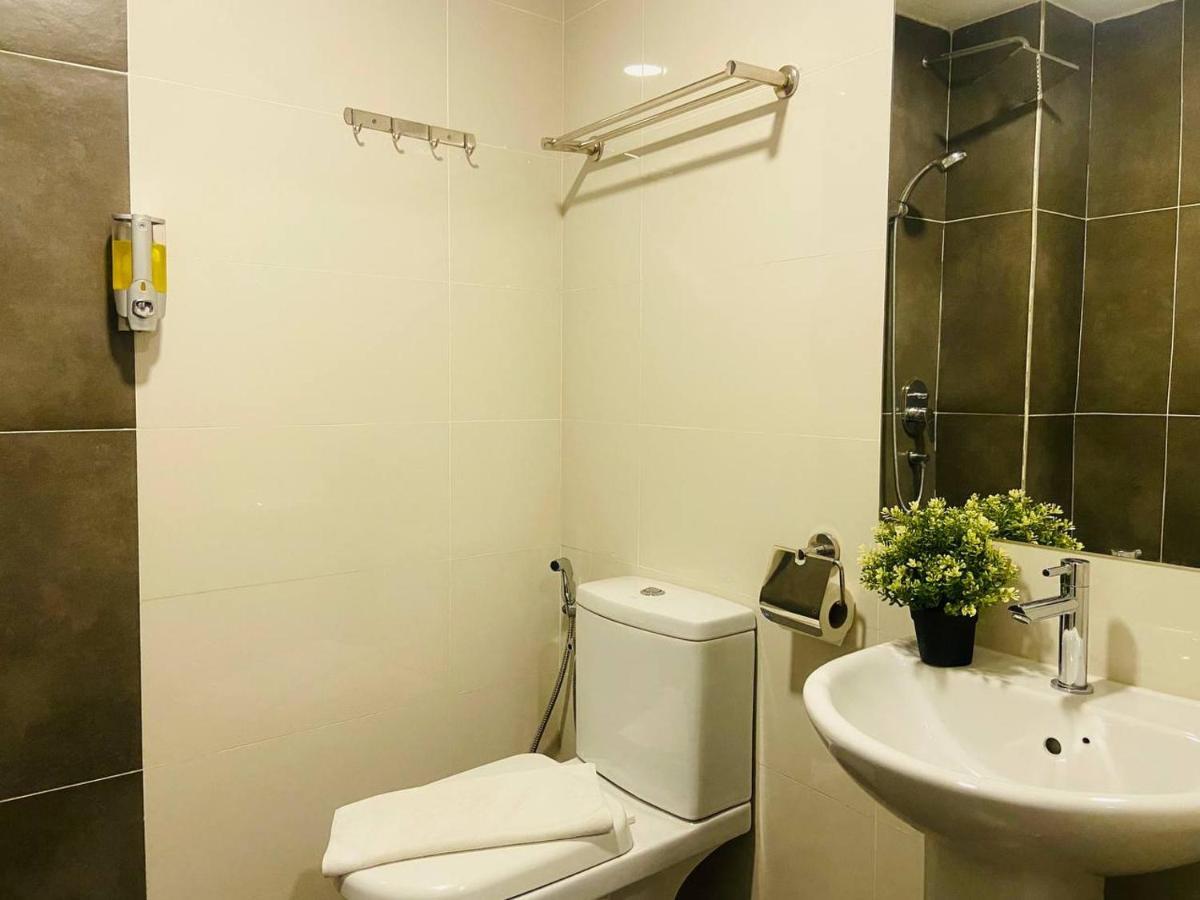 Standard Single No Window