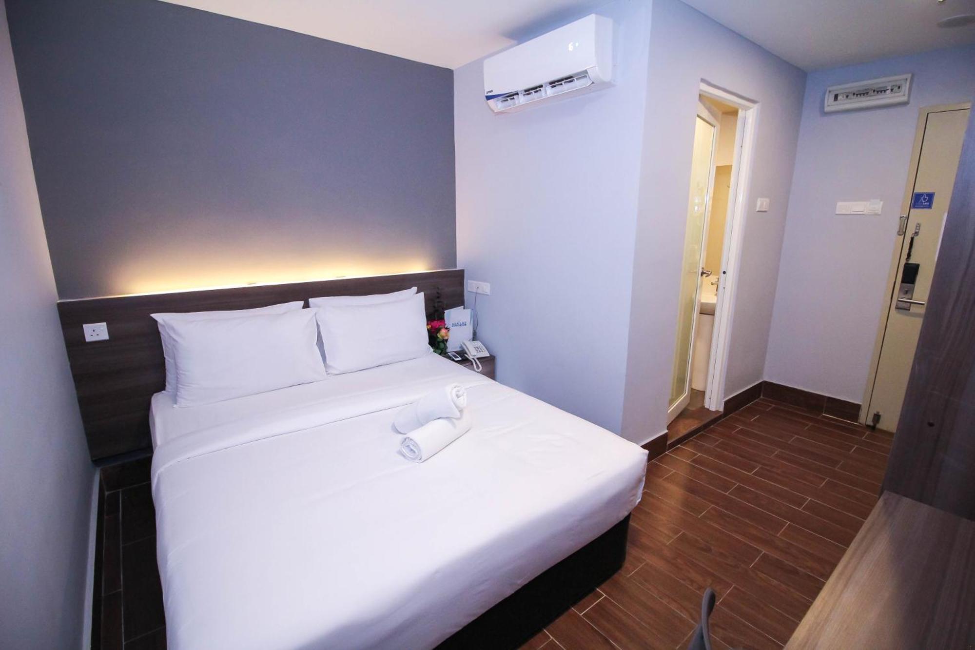 Standard Queen No Window